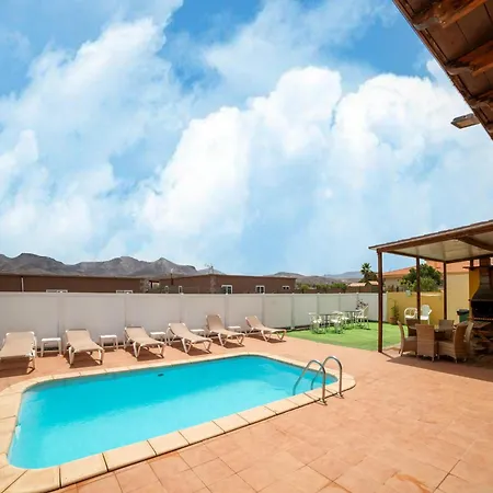 בית נופש In Near Beaches Tuineje