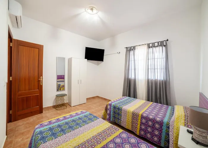 In Near Beaches بيت للعطل