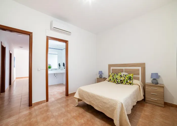 In Near Beaches بيت للعطل *