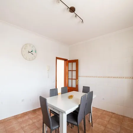 In Near Beaches Tatil Evi