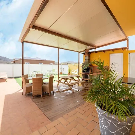 In Near Beaches Tatil Evi *